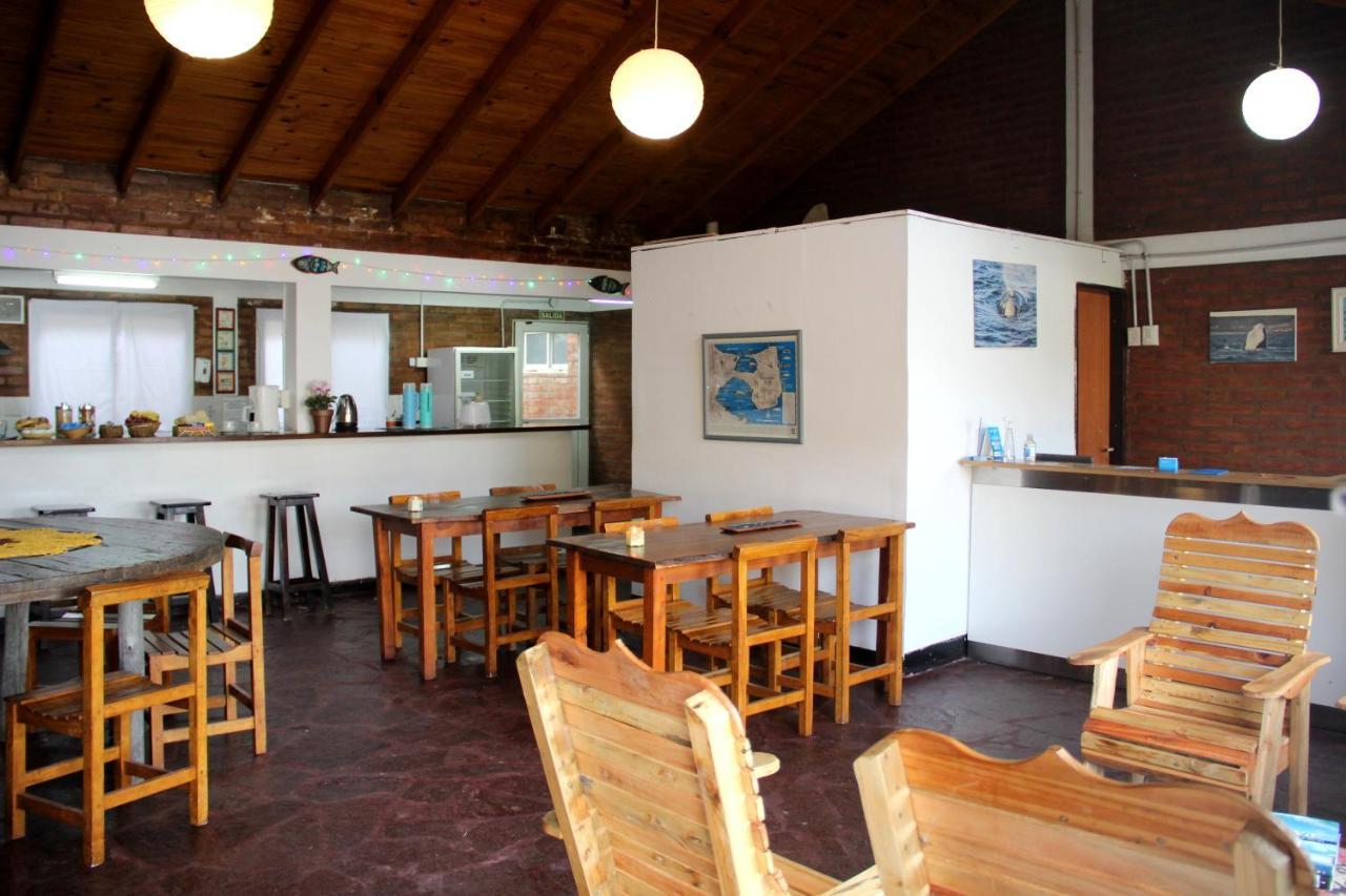 Hostel Bahia Ballenas Puerto Pirámides Eksteriør billede