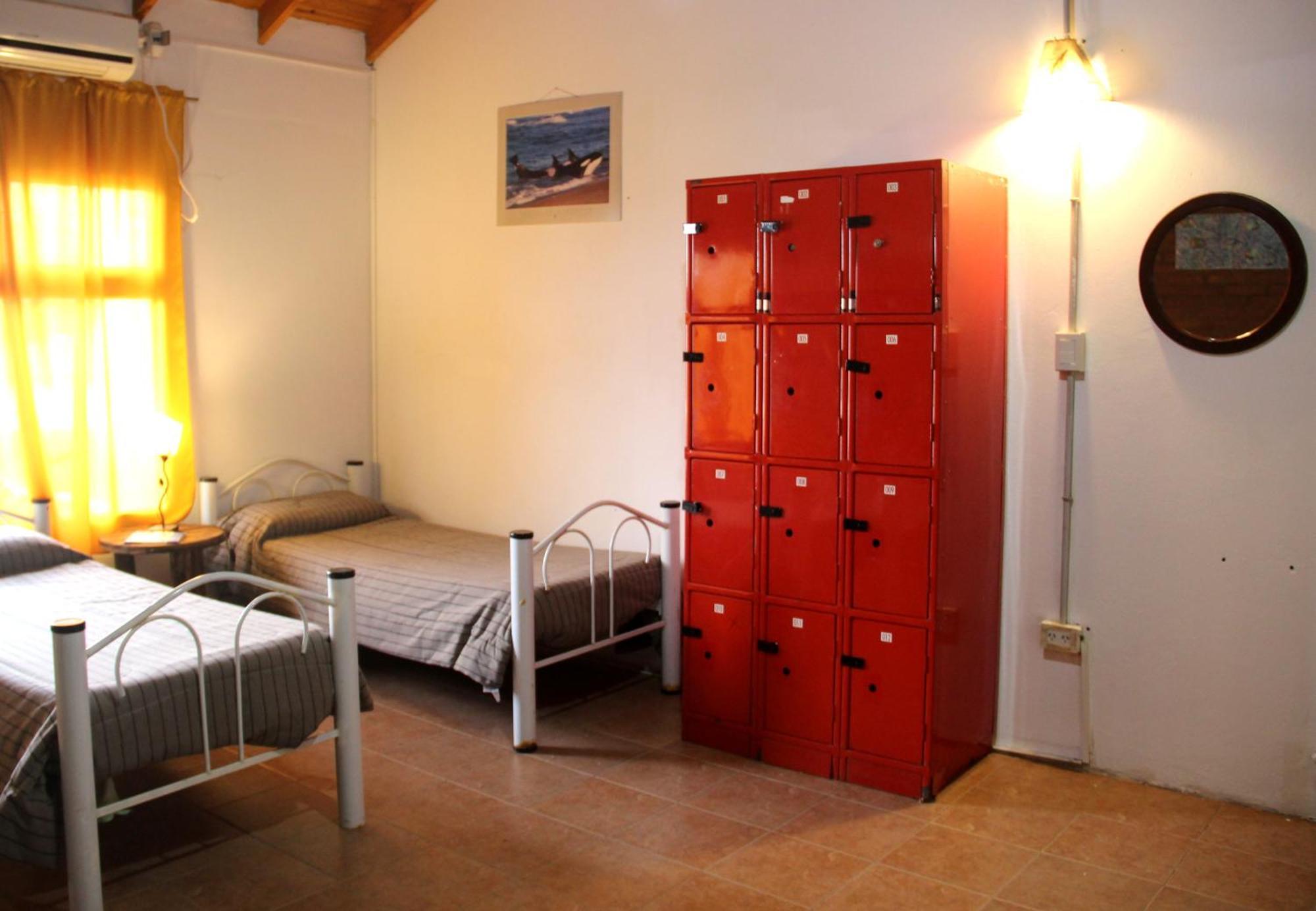 Hostel Bahia Ballenas Puerto Pirámides Værelse billede